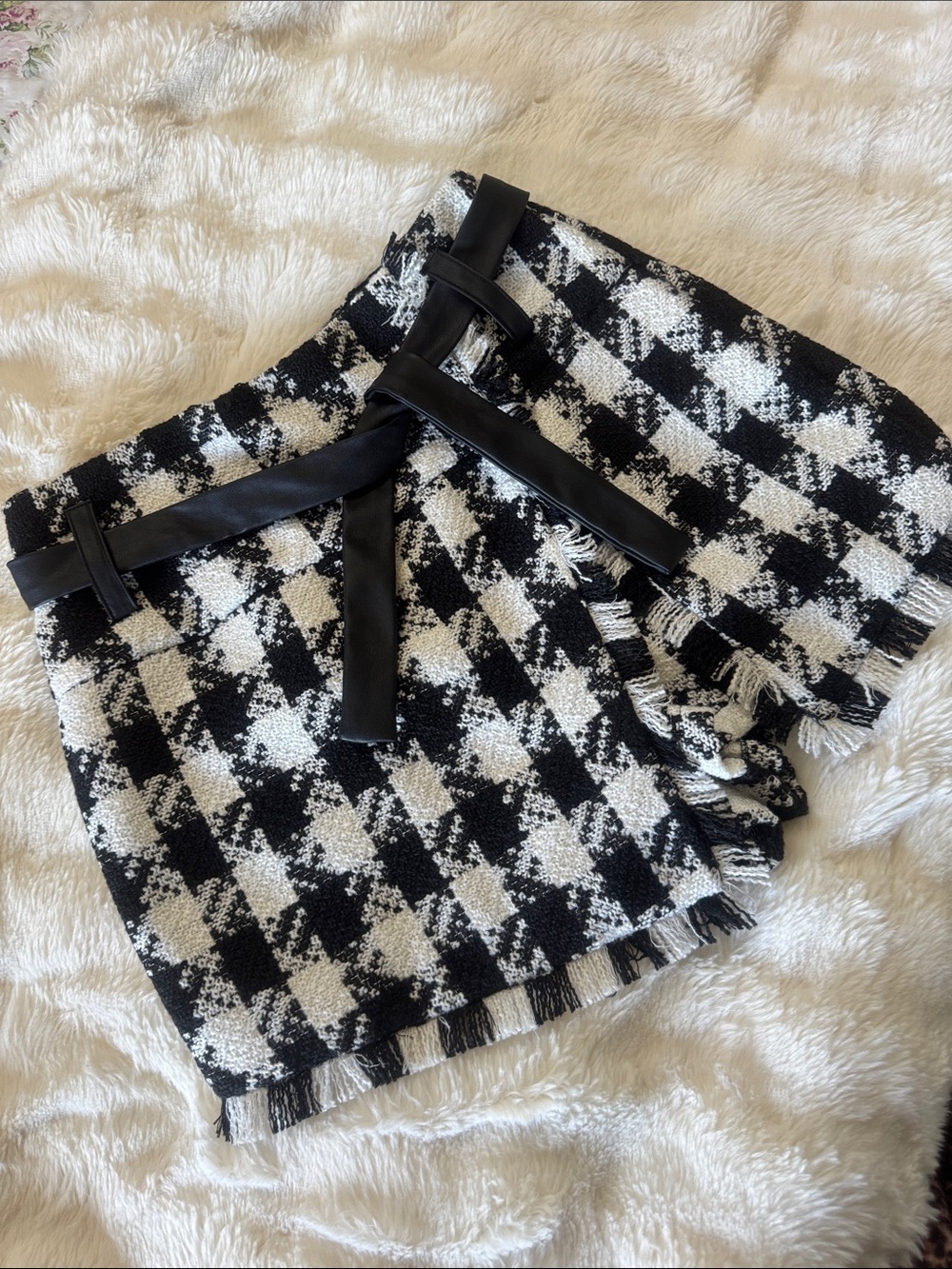 Venus Black & White Houndstooth Skort with Belt